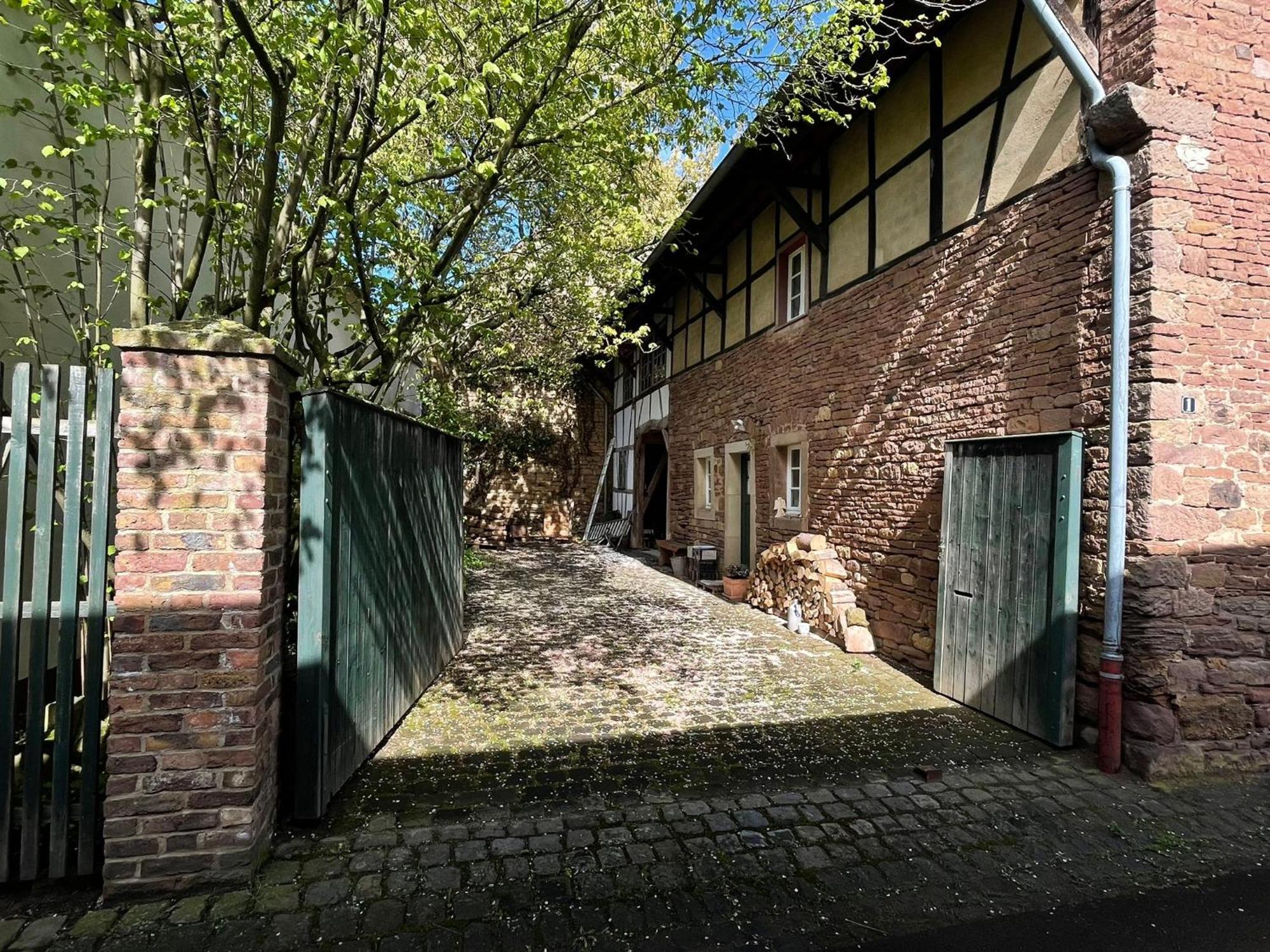 Cherrytree Cottage 1840 Heimbach Bagian luar foto